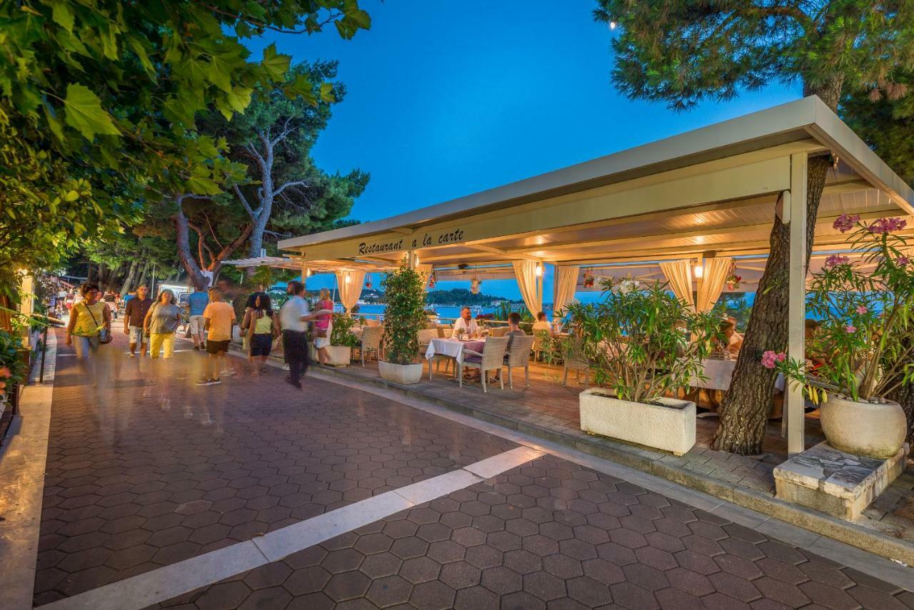 Hotel Maritimo Макарська Екстер'єр фото